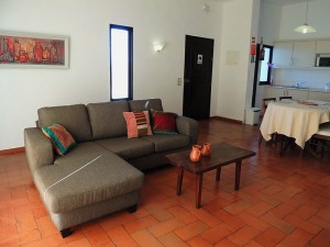 12516067_1699735636908068_1923110201_n